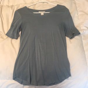 comfy and simple blue t-shirt